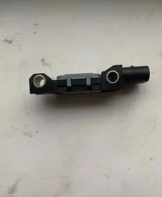Audi A6 S6 C5 4B Airbag deployment crash/impact sensor 4B0959643C