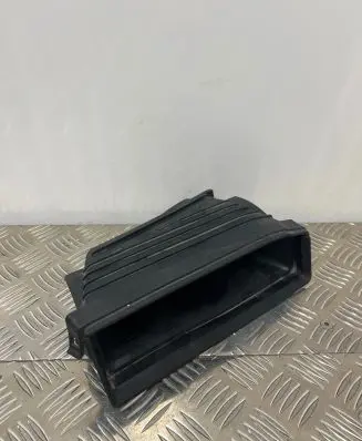 Audi A8 S8 D4 4H Air intake duct part 4H0129627P 4H0129665B