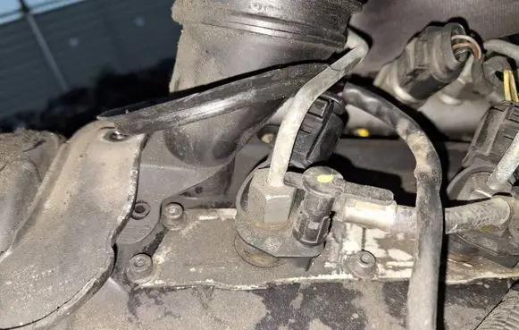 Audi Q7 4L Fuel injector