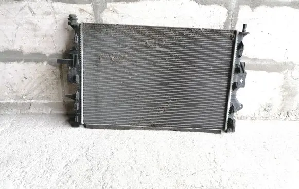 Volvo V40 Coolant radiator