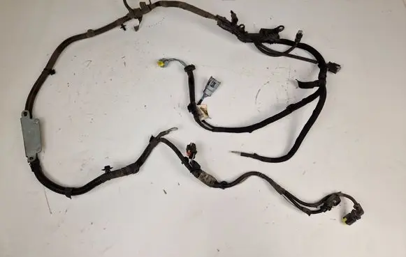 Citroen DS3 Wires (starter motor) 9804178080