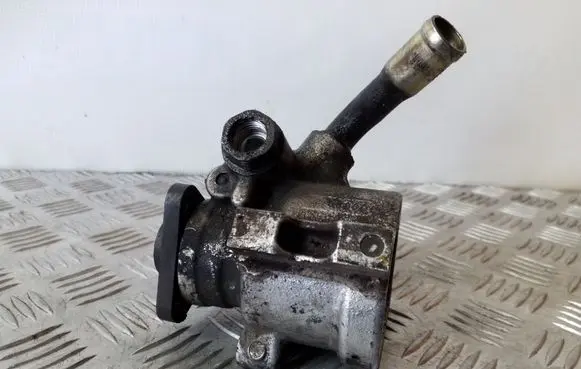 Jeep Cherokee III KJ Power steering pump 52088712AC 26092828