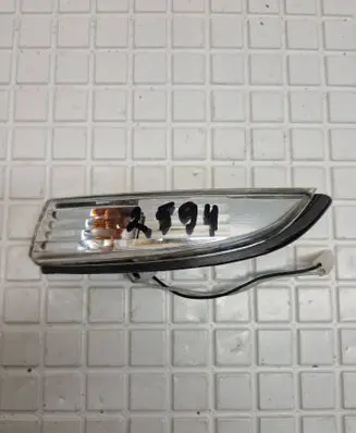 Ford Fiesta Wing mirror glass VM6313EHL 262314900