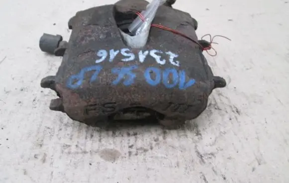Volkswagen Golf V Front brake caliper