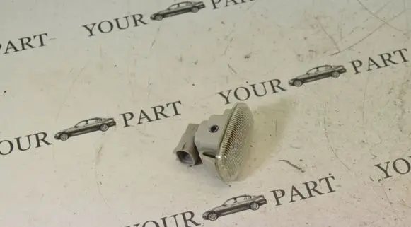 Lexus RX 330 - 350 - 400H Front fender indicator light