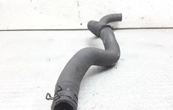 Mazda 5 Engine coolant pipe/hose