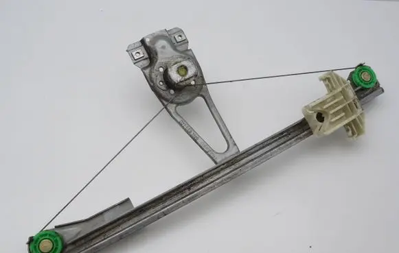 Volkswagen Polo III 6N 6N2 6NF Rear door manual window regulator 6N4839402