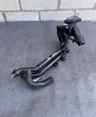 Audi A6 S6 C6 4F Engine coolant pipe/hose 06D121065L 06F121057D 06D121065J