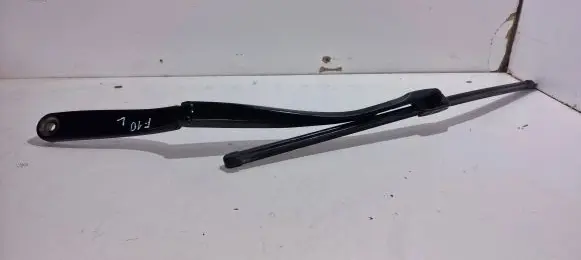 BMW 5 F10 F11 Windshield/front glass wiper blade 7182459