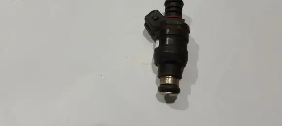 BMW 7 E38 Fuel injector 1747406 D3763FA