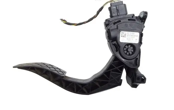 Audi A4 S4 B8 8K Accelerator throttle pedal 8K1721523A