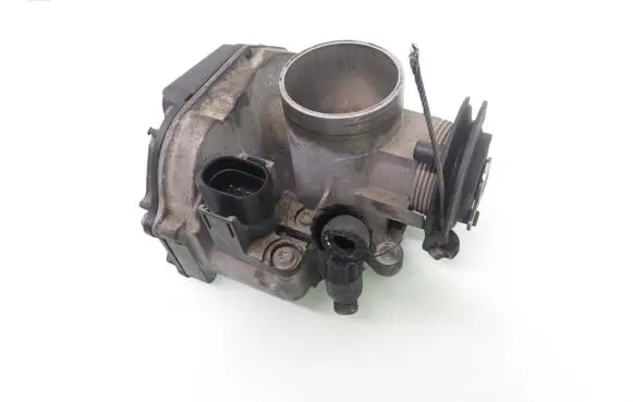 Volkswagen Polo III 6N 6N2 6NF Throttle body valve 030133064D