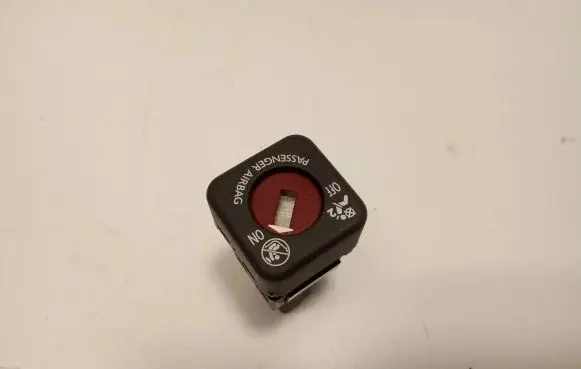 Peugeot 308 Passenger airbag on/off switch 9641391277