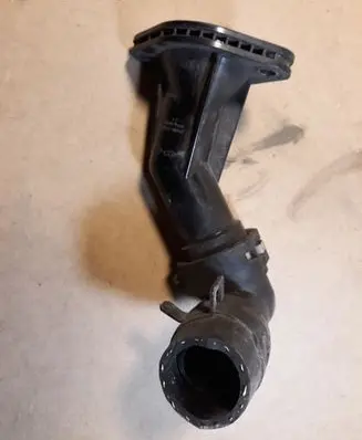 Hyundai ix35 Engine coolant pipe/hose 256312E500