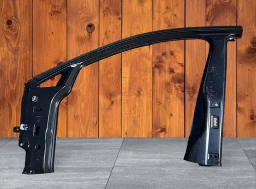 Volkswagen Golf VII Front sill trim cover