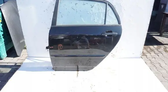 Toyota Corolla E120 E130 Rear door