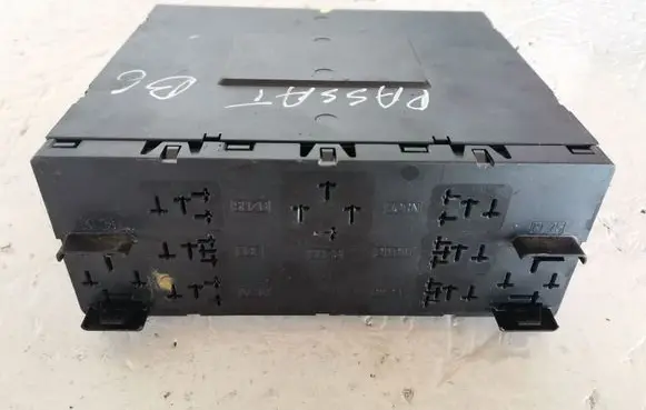 Volkswagen PASSAT B6 Comfort/convenience module 3C0937049AJ