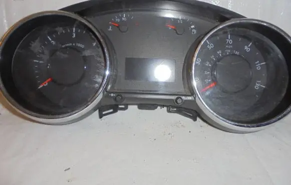Peugeot 3008 I Speedometer (instrument cluster) 9666175180