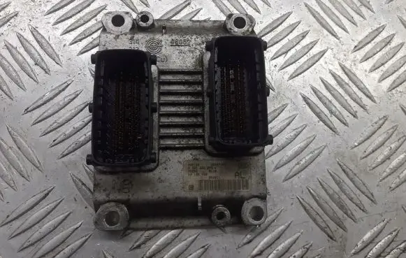 Opel Agila A Engine control unit/module ECU 09185450