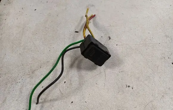Audi A6 S6 C4 4A Electric window control switch