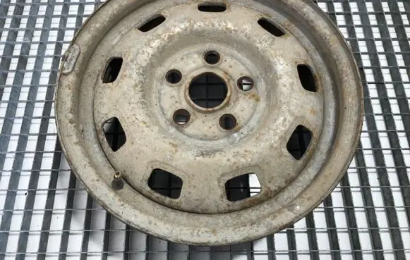 Volkswagen Transporter - Caravelle T4 R15 steel rim 