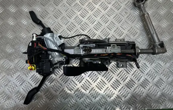 Volkswagen Golf VII Steering wheel axle 5Q2419502AC