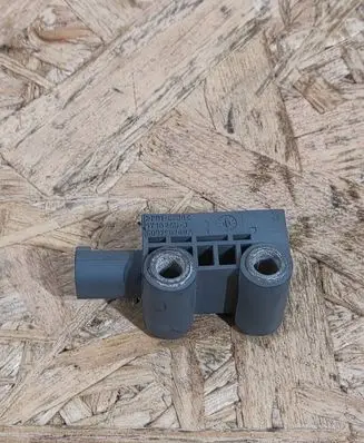 BMW 7 F01 F02 F03 F04 Airbag deployment crash/impact sensor 9159315 12071100230