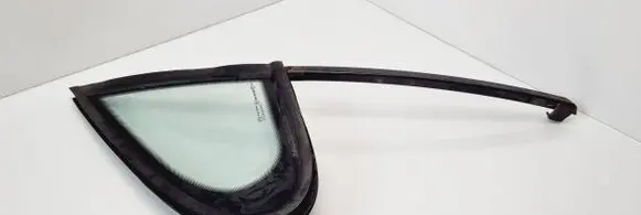 Peugeot 207 CC Front door vent window glass four-door 9650907980 5900007