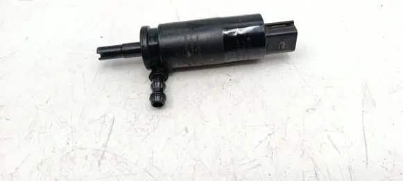 BMW 5 E60 E61 Headlight washer pump 697309702