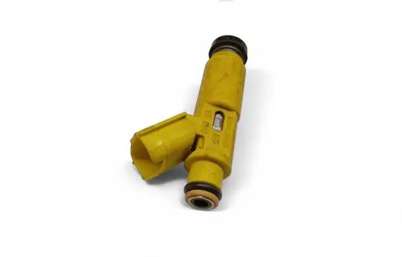 Toyota RAV 4 (XA20) Fuel injector 2325028050