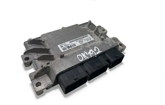 Ford Focus Engine control unit/module ECU DV6112A650BDA S180127037A
