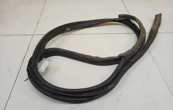 Mercedes-Benz A W168 Rubber seal front coupe door 