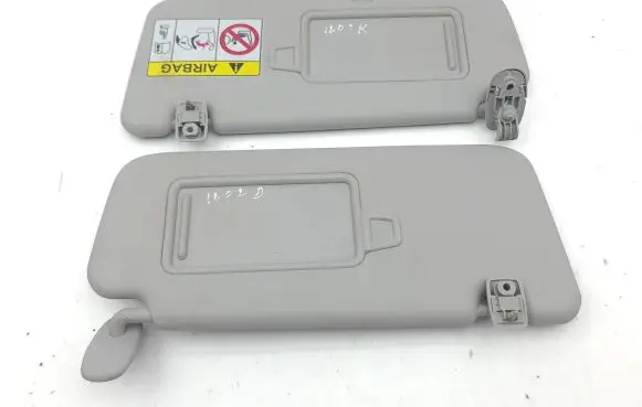 Sun visor