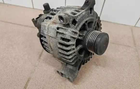 Mercedes-Benz A W169 Generator/alternator A6401540302