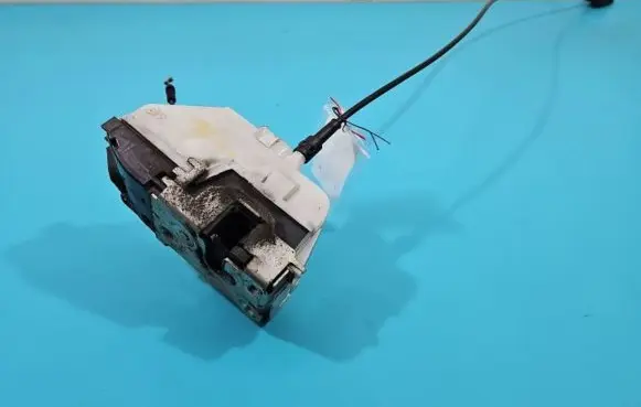 Renault Twingo II Front door lock 384978 IMPRK1378259