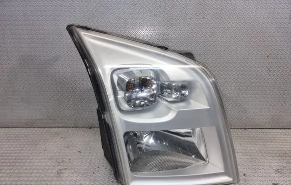 Ford Transit Headlight/headlamp 6C1113W029