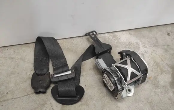 Ford Explorer V Front seatbelt DB5378612D34AF