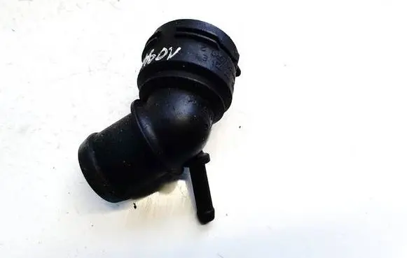 Volkswagen PASSAT B6 Engine coolant pipe/hose 6q0122291e