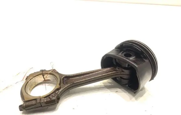 Opel Corsa D Piston with connecting rod A14XER