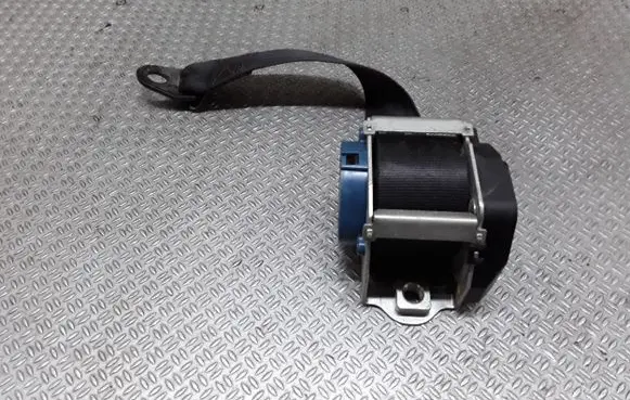 Alfa Romeo 159 Rear seatbelt