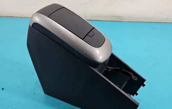 Toyota Auris 150 Armrest 58911-02200 IMPRK1520290