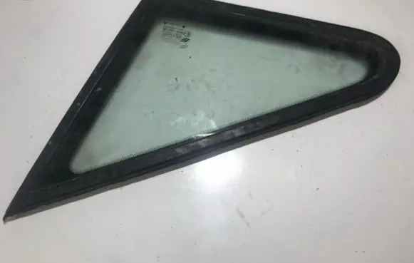 Ford Galaxy Front triangle window/glass 