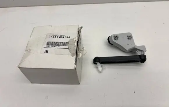 BMW 3 G20 G21 Rear height level sensor lever 37146894095