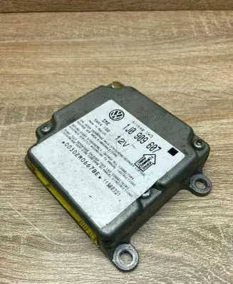 Volkswagen PASSAT B5 Airbag control unit/module 1J0909607 5WK4199