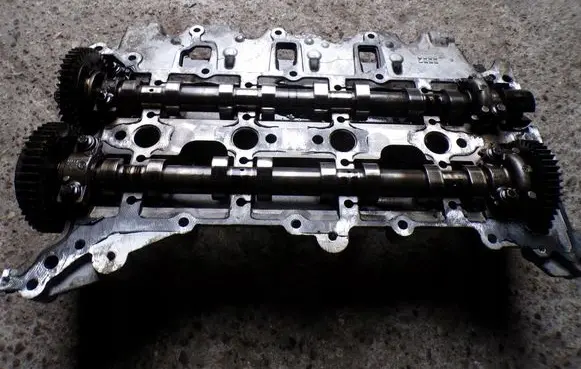 Renault Trafic III (X82) Camshaft 130C09955R