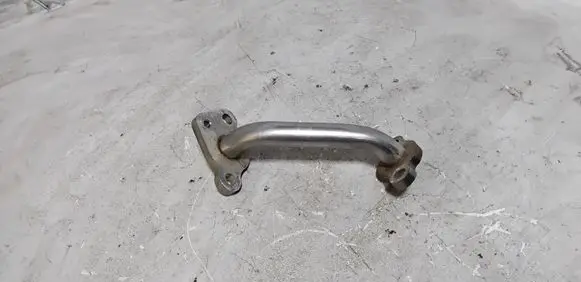 Lexus CT 200H EGR valve line/pipe/hose