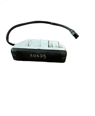Volkswagen Polo II 86C 2F Front indicator light 019496