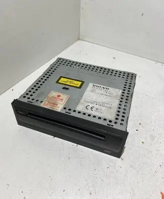Volvo S70 V70 V70 XC Navigation unit CD/DVD player 3533874 35338741 7049103C