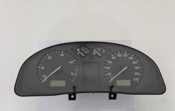 Volkswagen PASSAT B5.5 Speedometer (instrument cluster) 3B0919880D