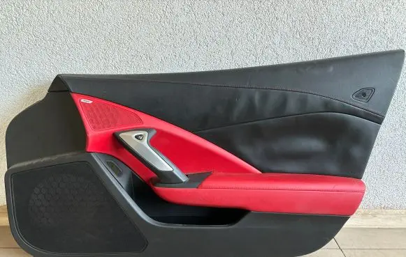 Chevrolet Corvette C7 Front door card panel trim 340546AB 039787RF Y1DRRHJBKADRLTR